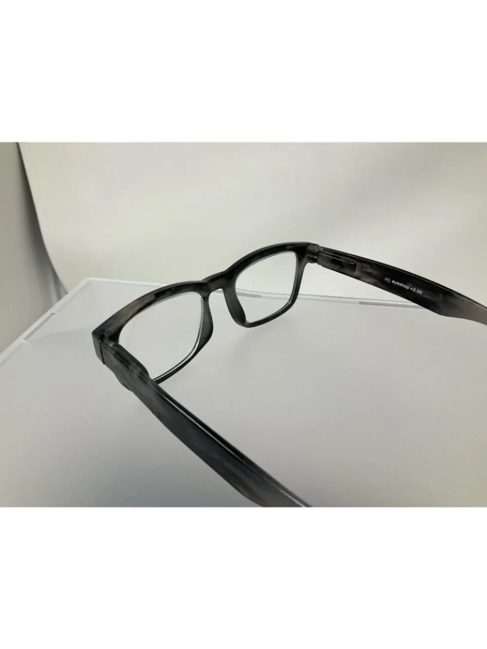 Ryan Simkhai Eyeshop Reading Glasses Strength + 2.50